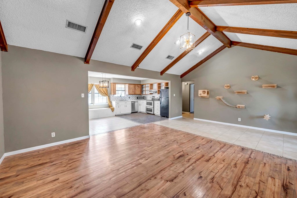 65 SE 1500, Andrews, Texas image 11