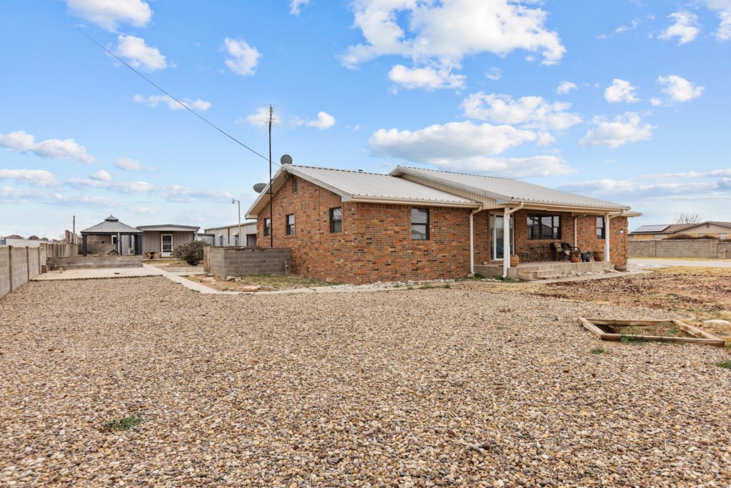 1408 E County Rd 120, Midland, Texas image 36