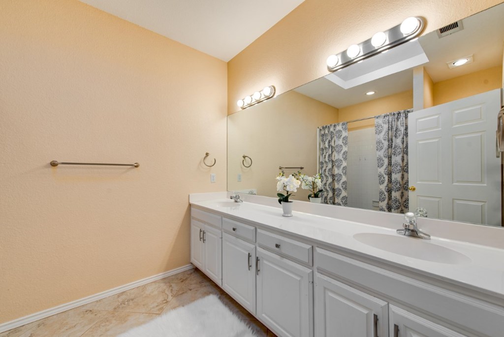 4823 Spring Meadow Lane #5, Midland, Texas image 32