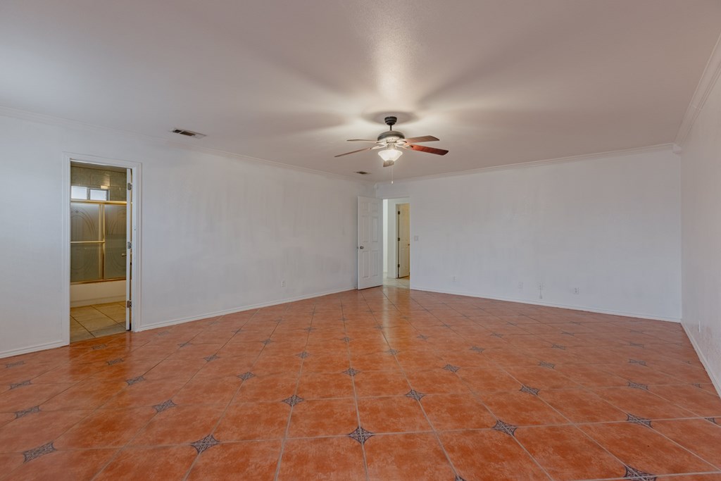 211 E Longview, Midland, Texas image 12