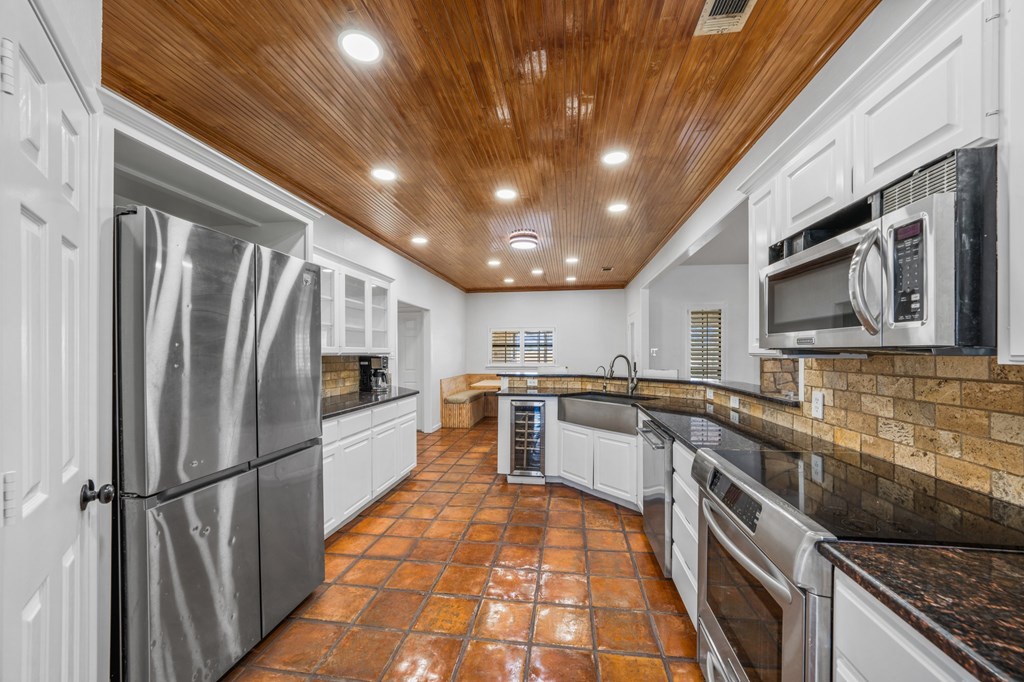 2500 S County Rd 1110, Midland, Texas image 9