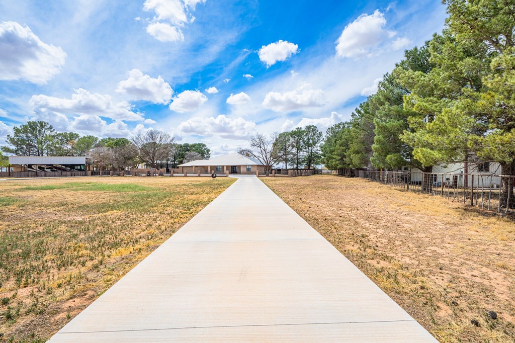 2500 S County Rd 1110, Midland, Texas image 36