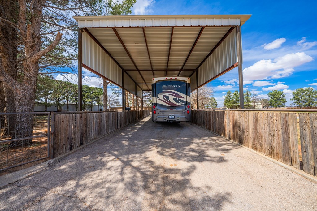 2500 S County Rd 1110, Midland, Texas image 35