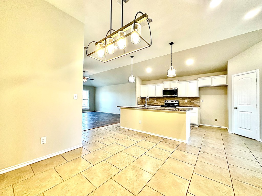 1401 Brand Lane, Midland, Texas image 6