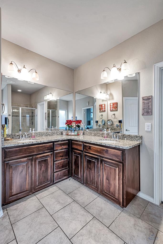 5700 San Miguel Ave, Midland, Texas image 28