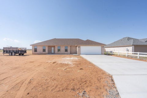 Homes For Sale - 13313 E County Rd 110<br/> Midland, TX 79706