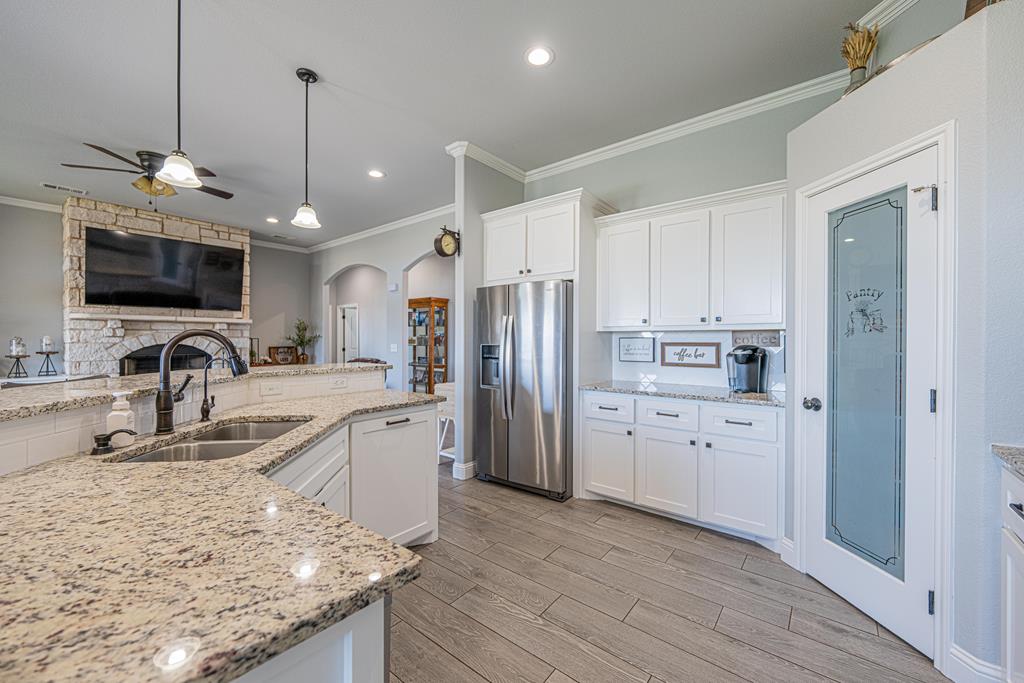 2315 S County Rd 1060, Midland, Texas image 15