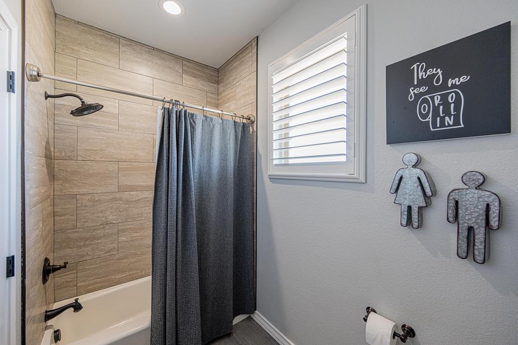 2315 S County Rd 1060, Midland, Texas image 35