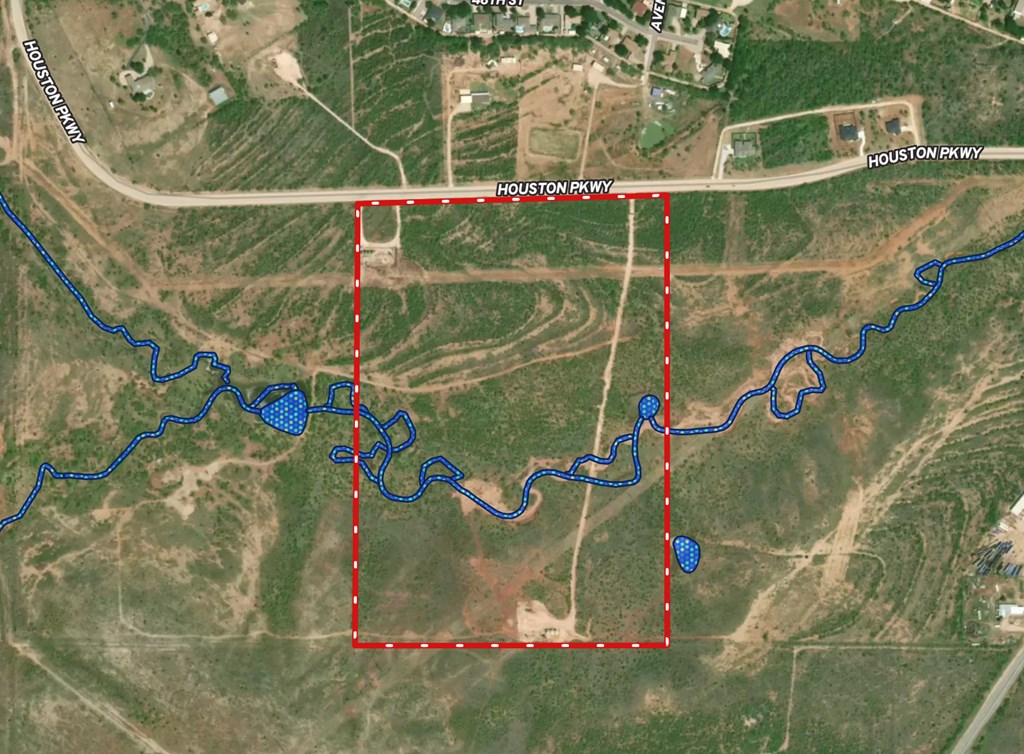 0002 Memorial Way, Snyder, Texas image 13