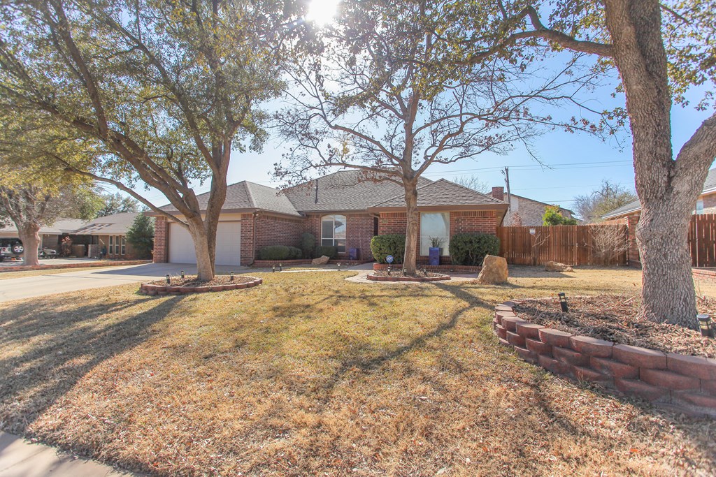 2614 Crestline Ave, Big Spring, Texas image 2