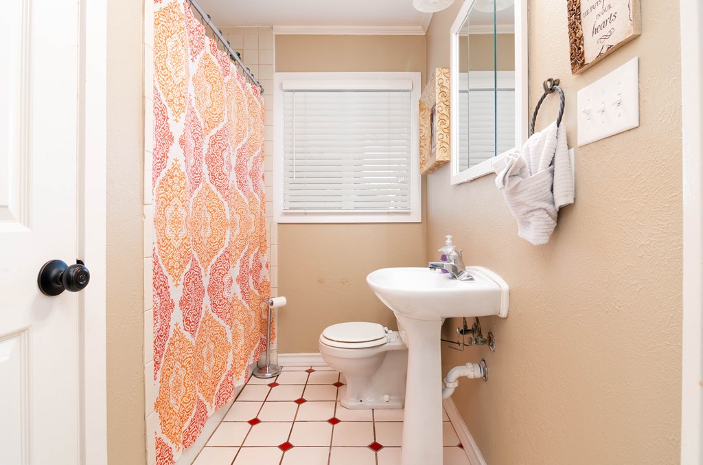 1202 Bedford Dr, Midland, Texas image 10