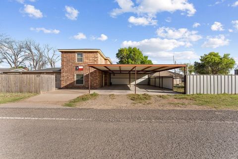 Homes For Sale - 4512 W County Rd 114<br/> Midland, TX 79706