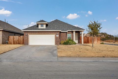 Homes For Sale - 3315 Fenn St<br/> Big Spring, TX 79720