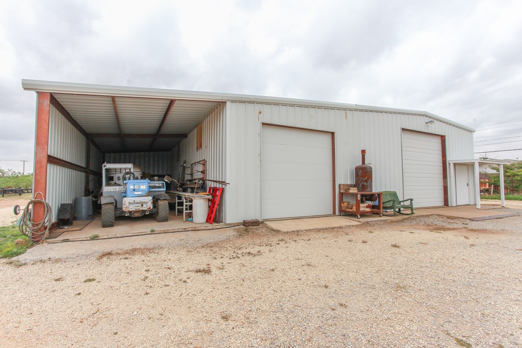 2506 Glenwood Drive, Big Spring, Texas image 13