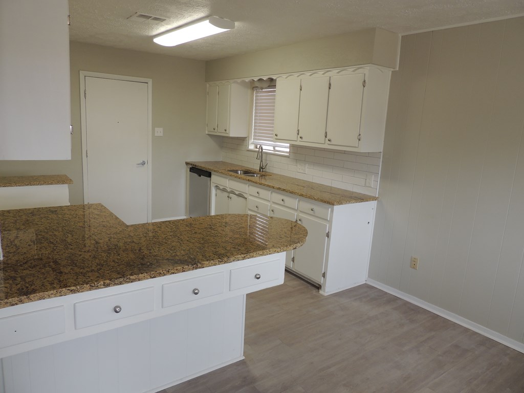 3712 Humble Ave, Midland, Texas image 13