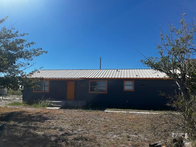 1434 E 47th St, Fort Stockton, Texas image 1