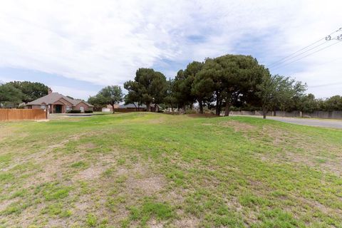 Vacant Land For Sale - 700 Meadowpark Dr<br/> Midland County, Midland, TX 79705
