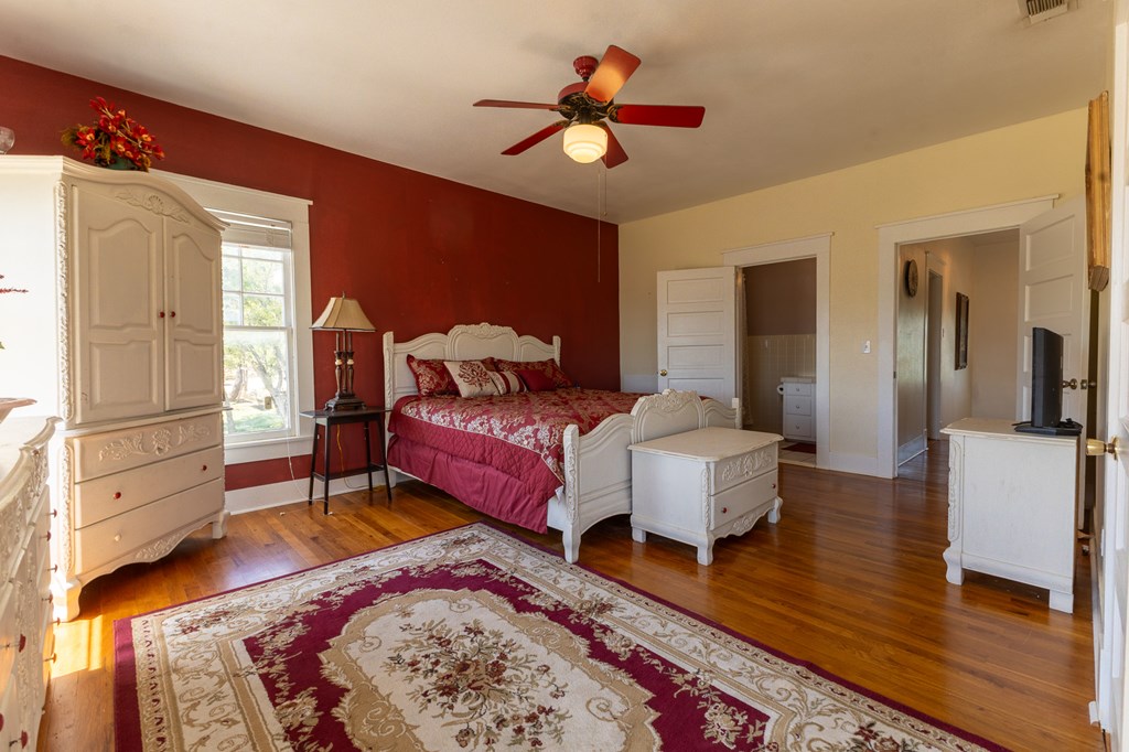 1115 Austin St, Coleman, Texas image 26