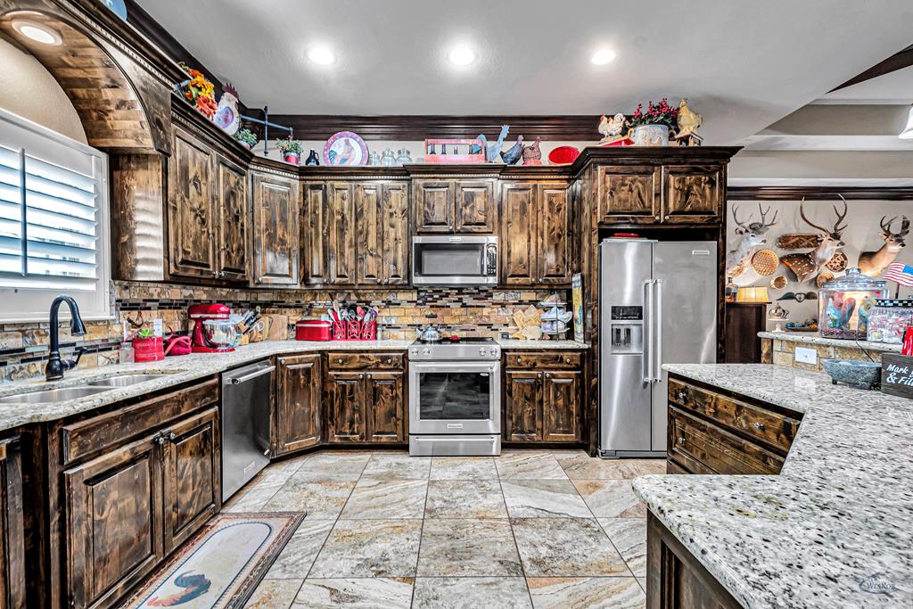 1210 S County Rd 1117, Midland, Texas image 7