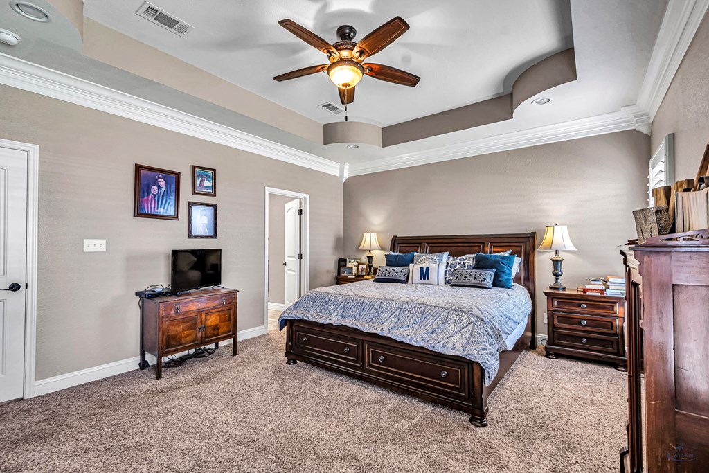 1210 S County Rd 1117, Midland, Texas image 25