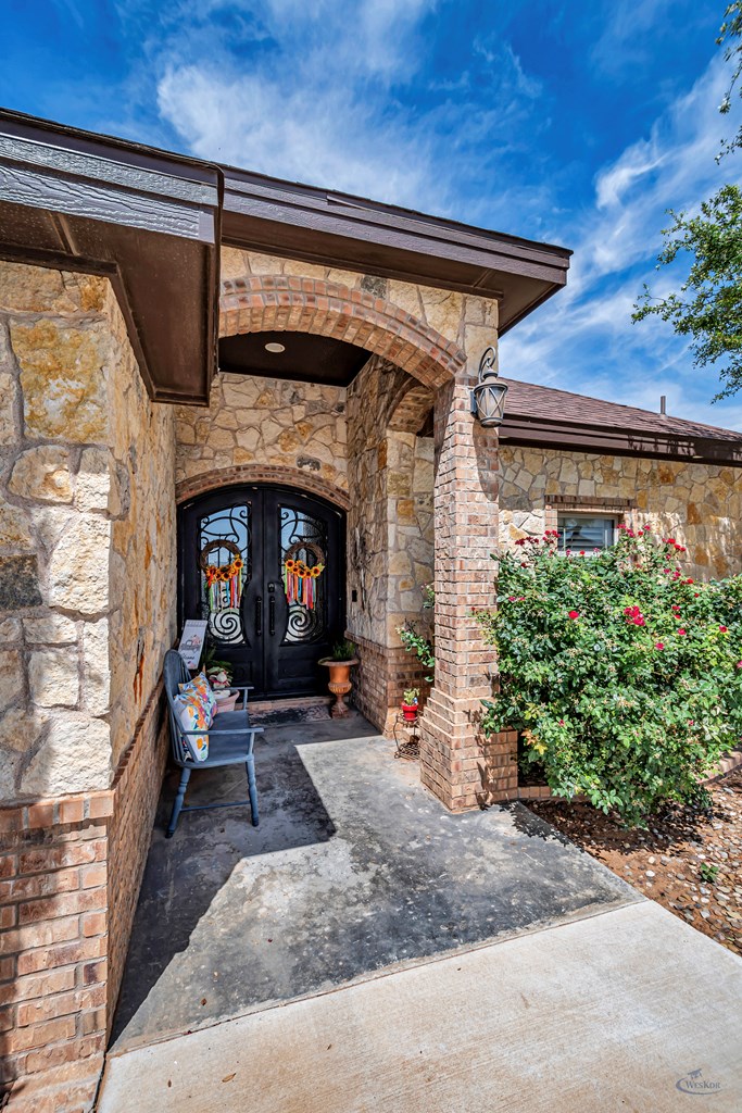 1210 S County Rd 1117, Midland, Texas image 2