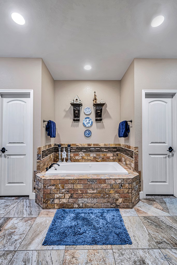 1210 S County Rd 1117, Midland, Texas image 32