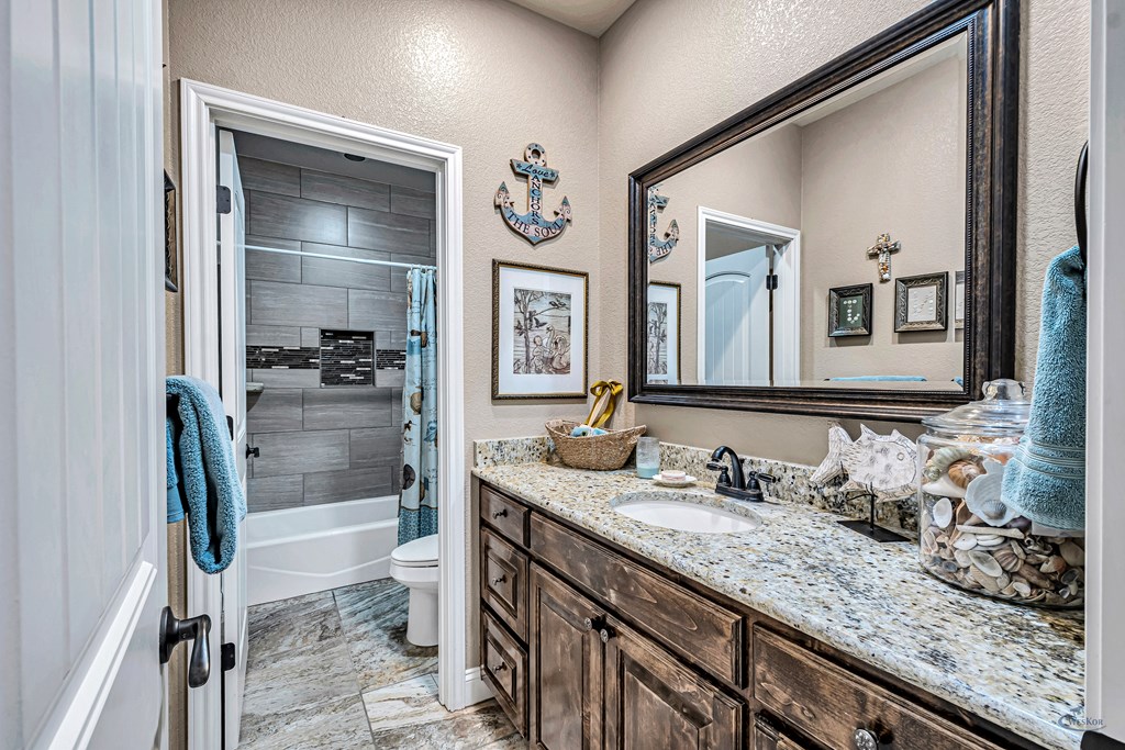 1210 S County Rd 1117, Midland, Texas image 38