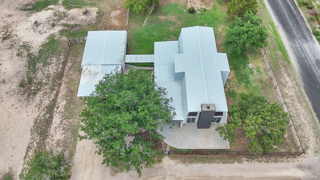 1875 N Shermark Ave, Odessa, Texas image 4