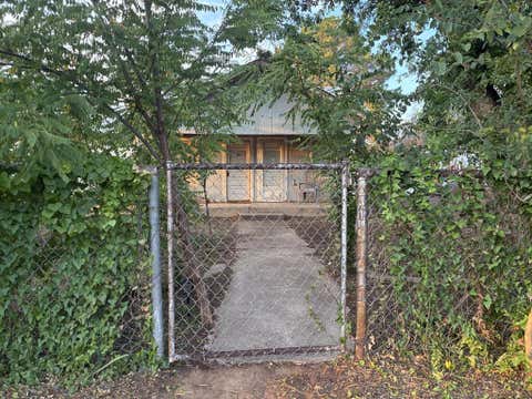 Homes For Sale - 317 W Pacific Ave<br/> Loraine, TX 79532