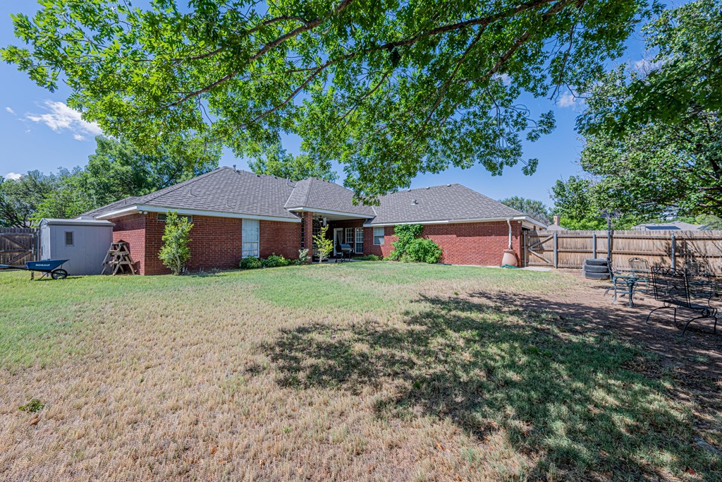 4406 Cherrywood Dr, Midland, Texas image 38