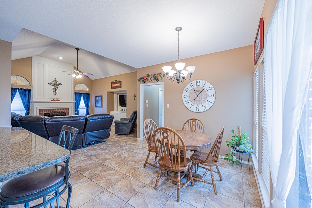 4406 Cherrywood Dr, Midland, Texas image 8