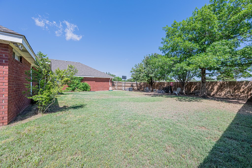 4406 Cherrywood Dr, Midland, Texas image 34