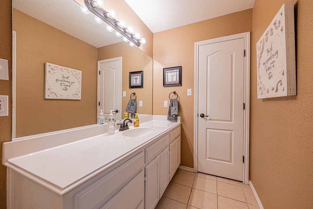 4406 Cherrywood Dr, Midland, Texas image 24