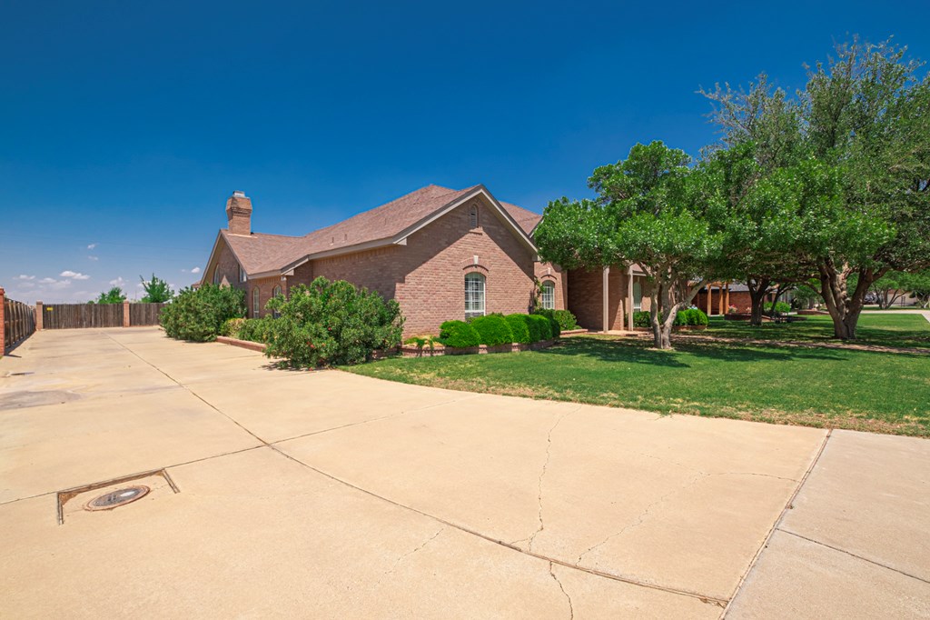 4840 Rustic Trail, Midland, Texas image 2