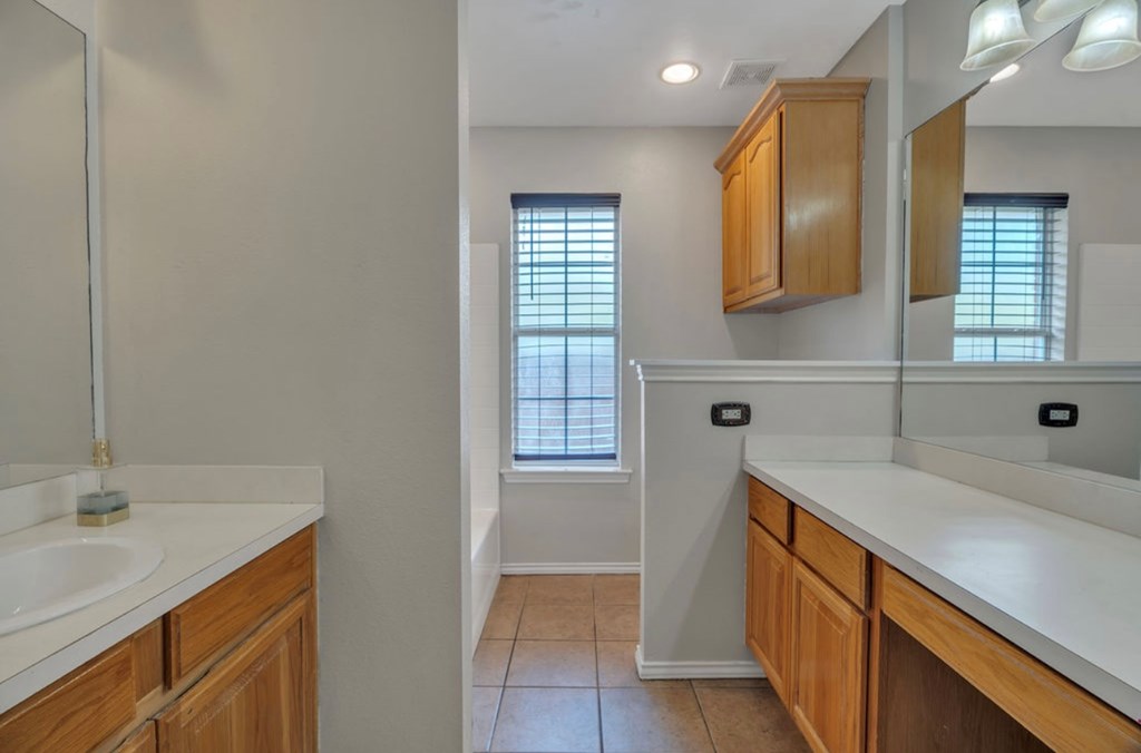 105 Maple Ave, Coahoma, Texas image 24