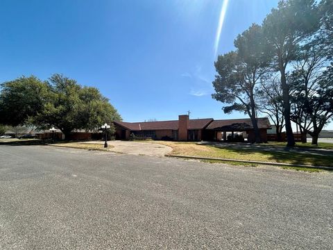 Homes For Sale - 2011 W 6th St<br/> Pecos County, Fort Stockton, TX 79735