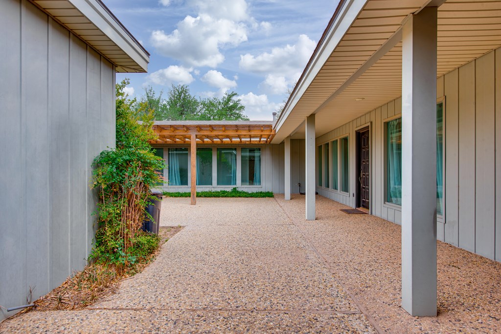 1404 W Pecan Ave, Midland, Texas image 6