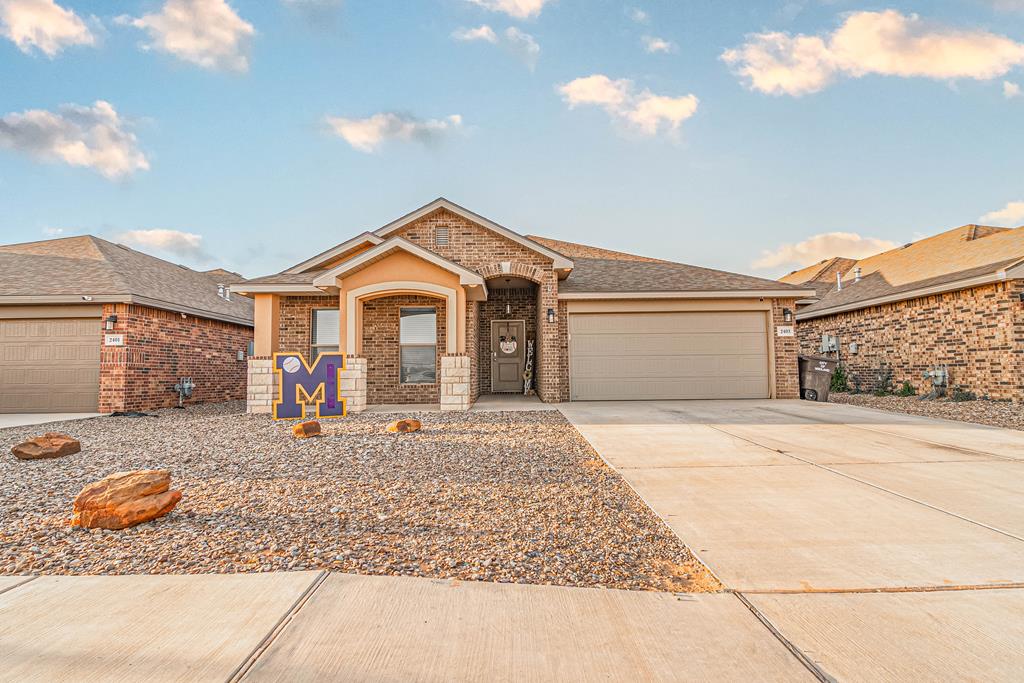 2403 Rio Place, Midland, Texas image 1
