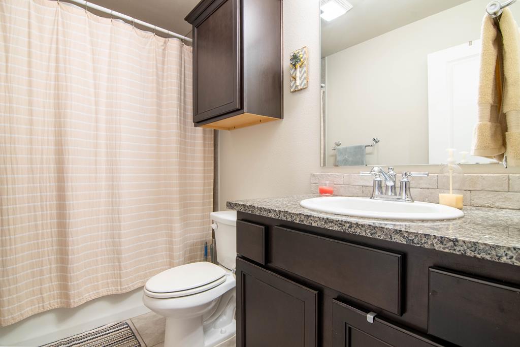 2403 Rio Place, Midland, Texas image 12