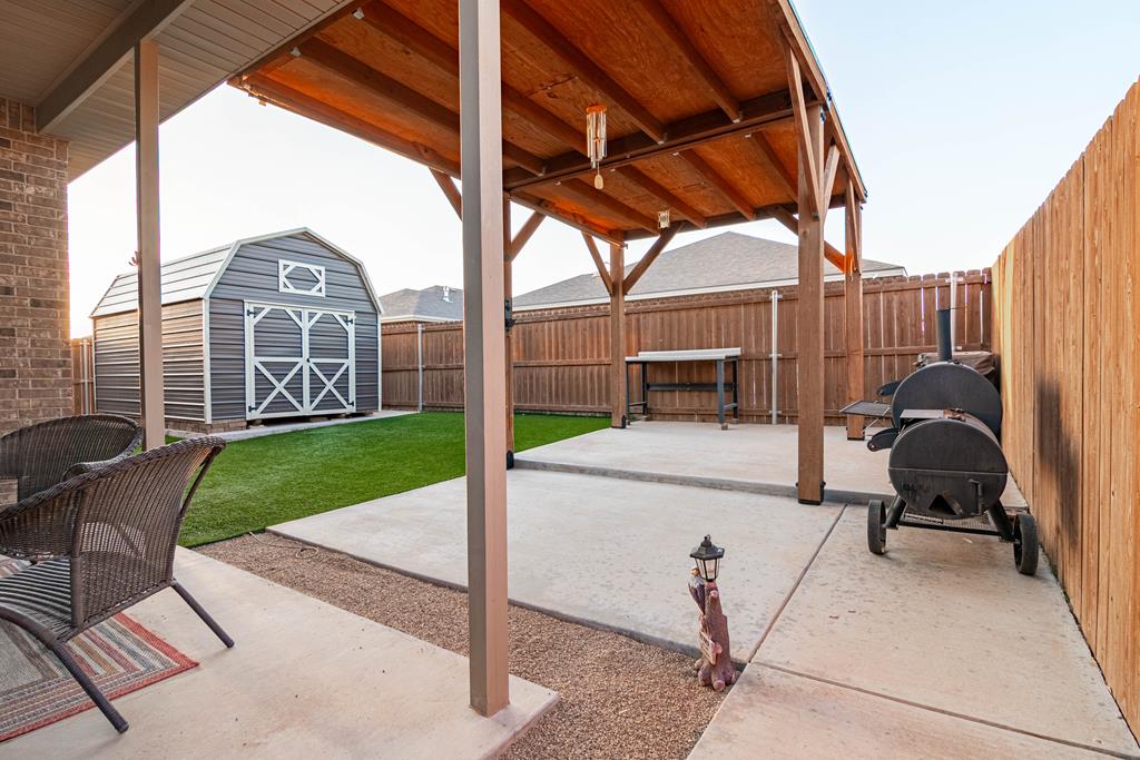 2403 Rio Place, Midland, Texas image 24