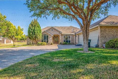 Homes For Sale - 4994 Rustic Trail<br/> Midland, TX 79707