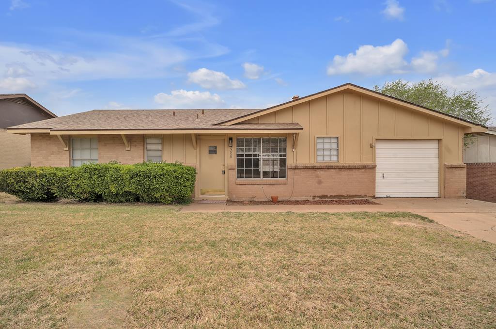 2208 Lynn Dr, Big Spring, Texas image 1