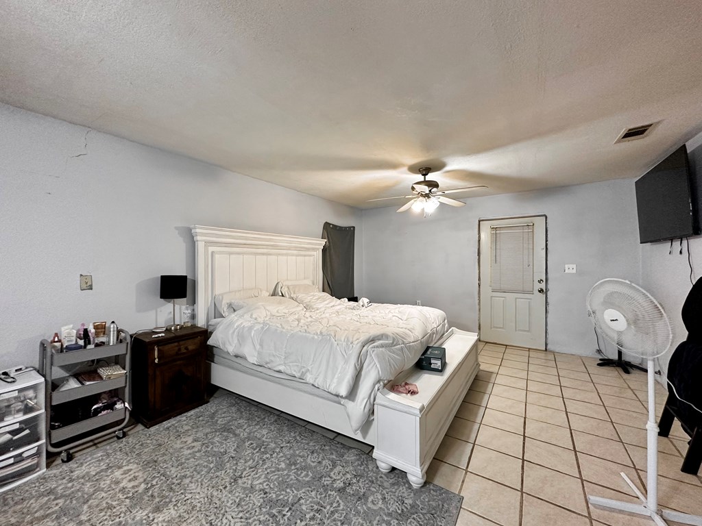 3982 N Valentine, Fort Stockton, Texas image 17