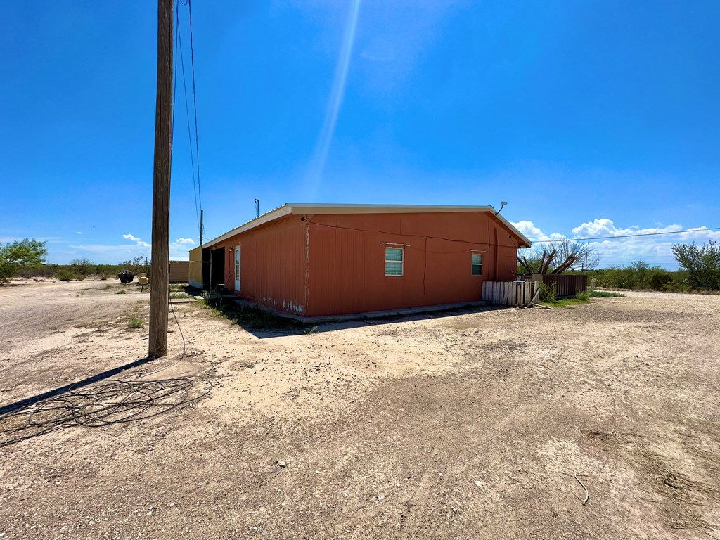 3982 N Valentine, Fort Stockton, Texas image 26