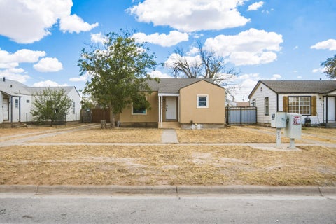 Homes For Rent - 2103 W Kentucky Ave<br/> Midland, TX 79701