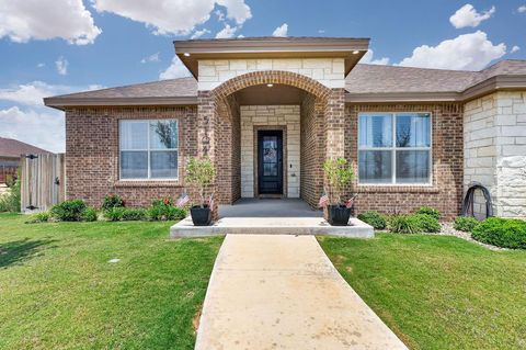 Homes For Sale - 5104 Trenwood Dr<br/> Midland, TX 79705
