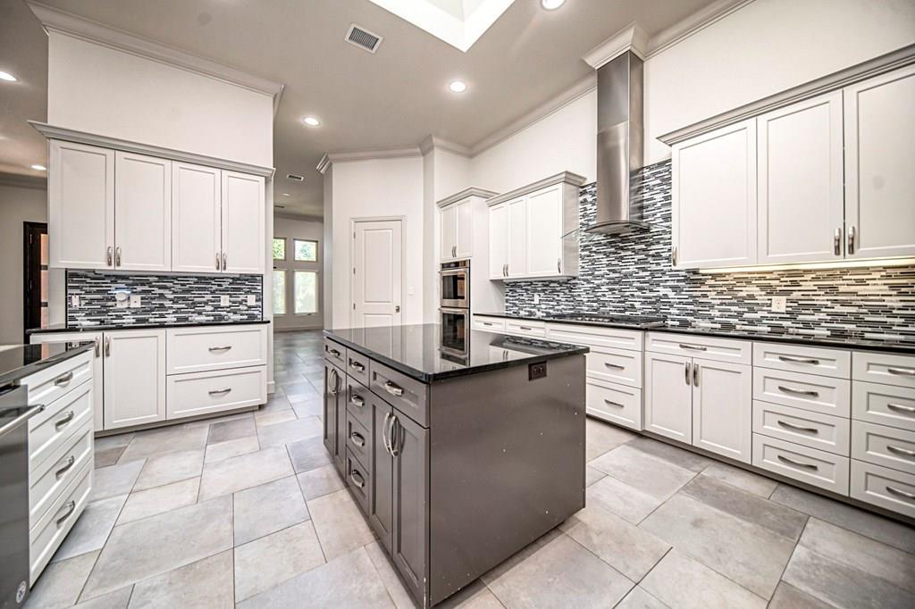 5808 Trennon Place, Midland, Texas image 32