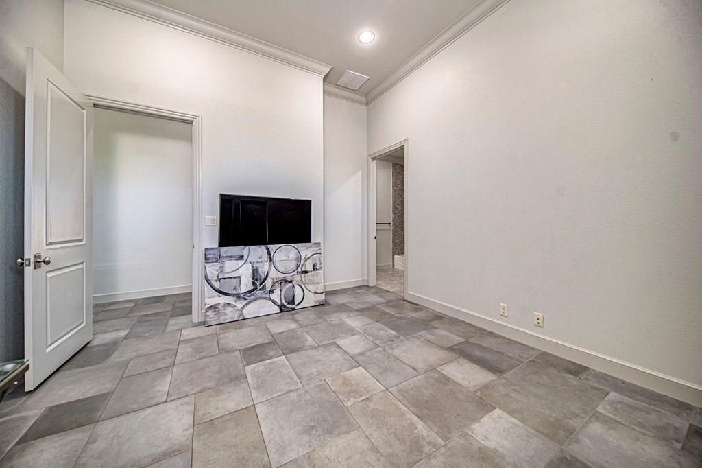 5808 Trennon Place, Midland, Texas image 37