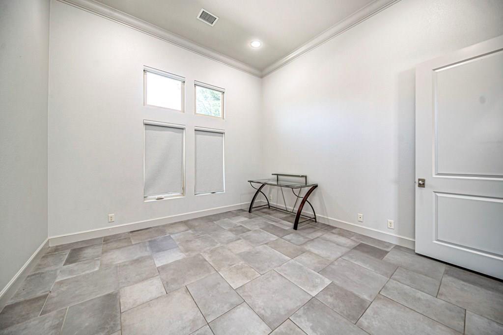 5808 Trennon Place, Midland, Texas image 39