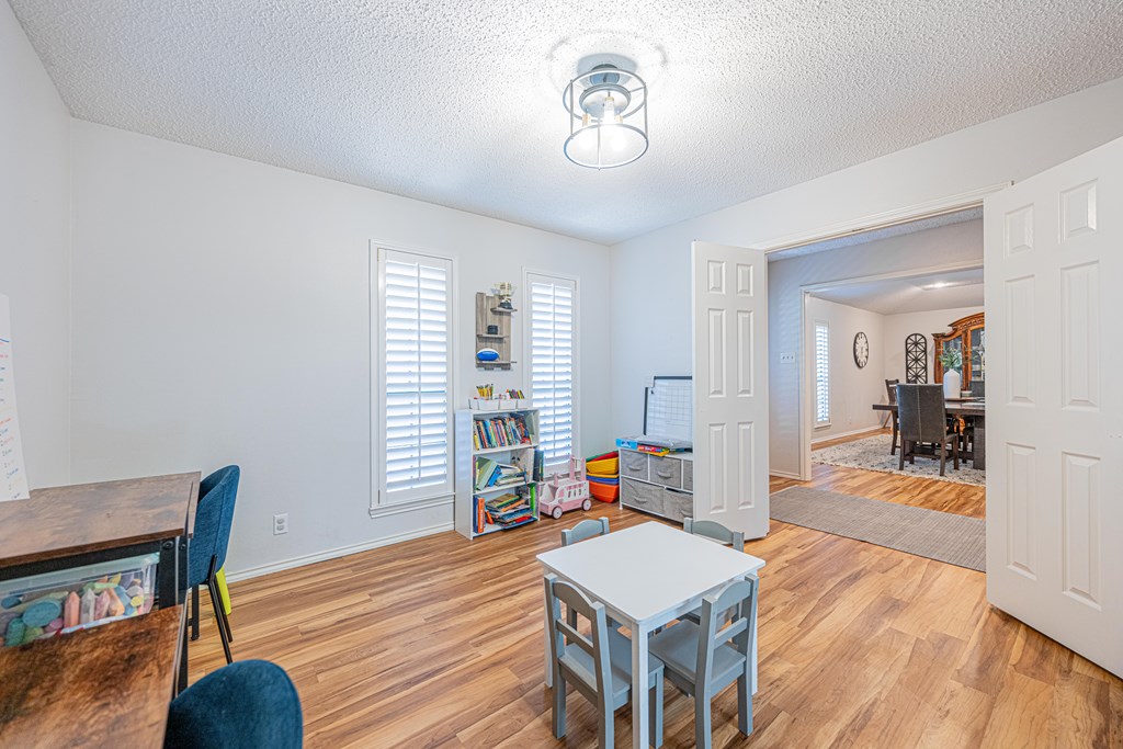 5004 Los Alamitos Dr, Midland, Texas image 21